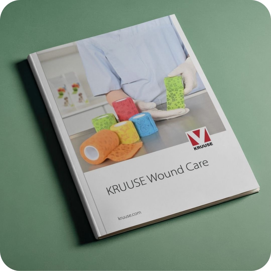 Wundpflege, Kruuse, Verband, Verbände, Rollgaze, Wundversorgung, Gaze-Rollen, Klebebandagen, Medizinische Versorgung, Bunte Verbandbänder